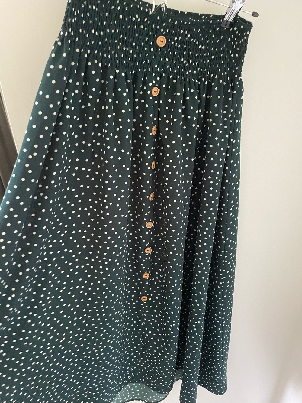 Dark Green High-Low Polka Dot Button-Front Skirt - Picture 3 of 4